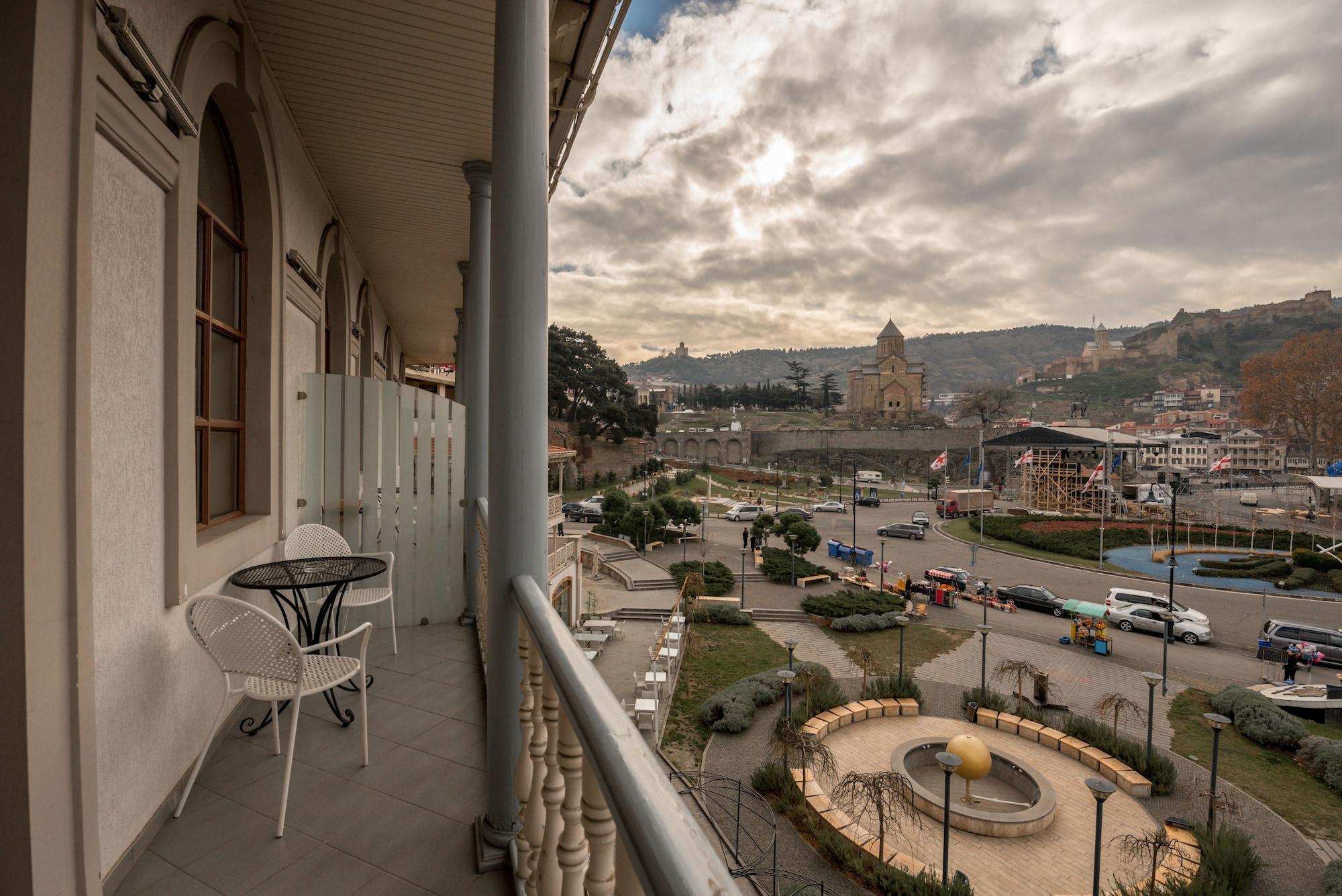 Hotel Rikhe Monika Тбилиси Экстерьер фото