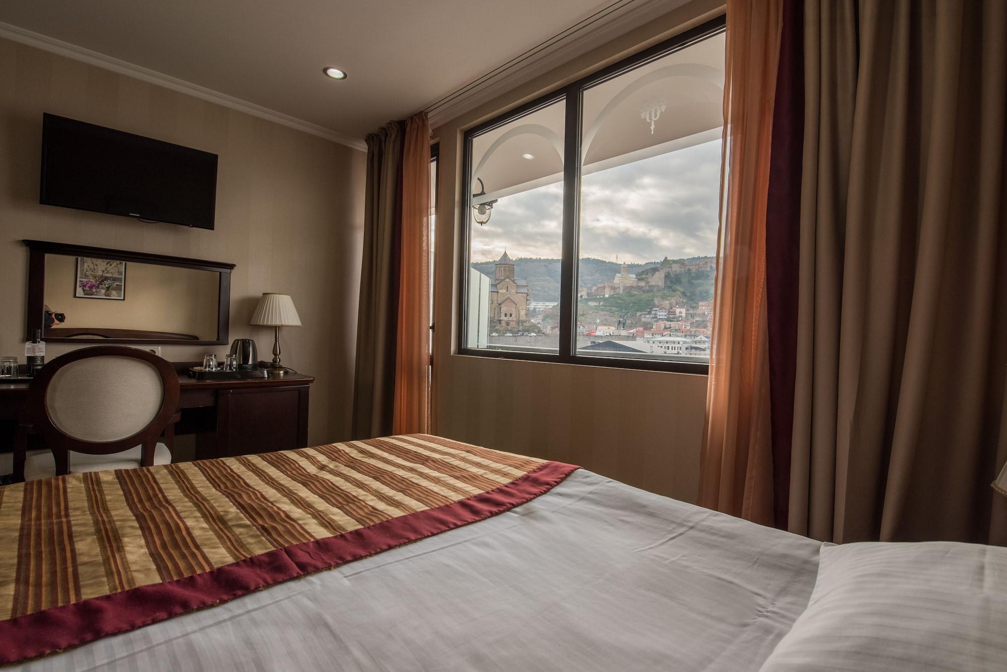 Hotel Rikhe Monika Тбилиси Экстерьер фото