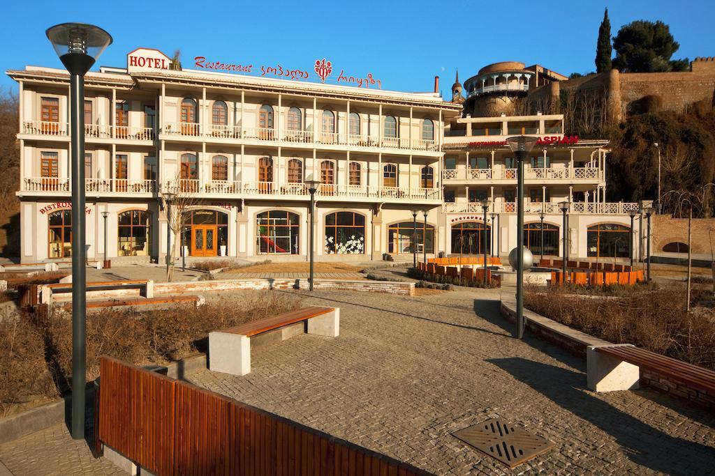 Hotel Rikhe Monika Тбилиси Экстерьер фото