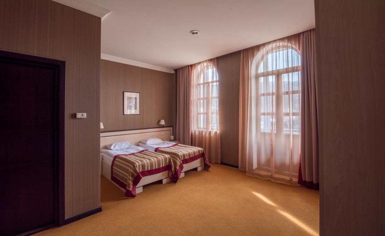 Hotel Rikhe Monika Тбилиси Экстерьер фото